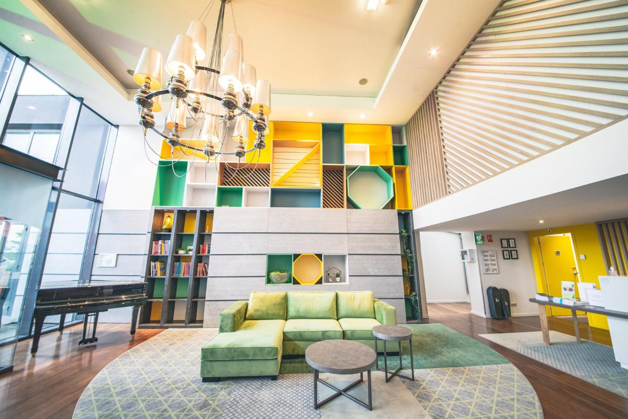 Holiday Inn Mulhouse By Ihg Exterior foto