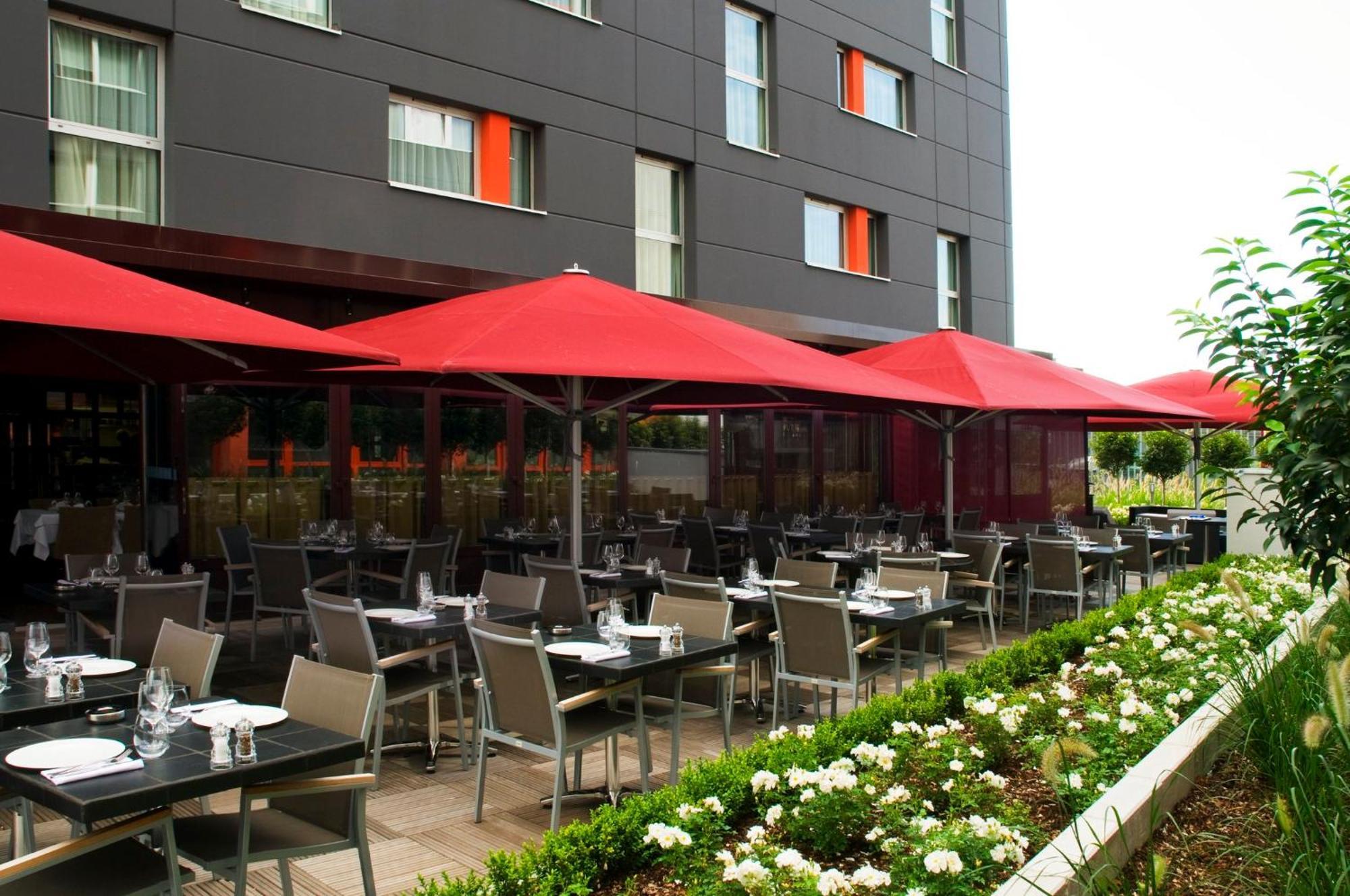 Holiday Inn Mulhouse By Ihg Exterior foto